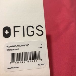 Rafaella scrub top